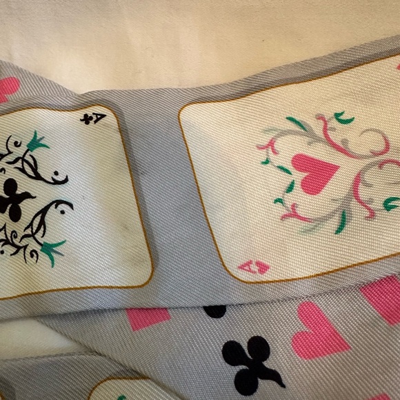 HERMES  Jeu de Cartes Playing Cards Silk Twilly Scarf - Picture 2 of 8